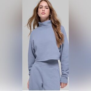 Alo Yoga Cropped Serenity Coverup